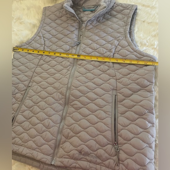 Gray Quilted Vest - Picture 7 of 7